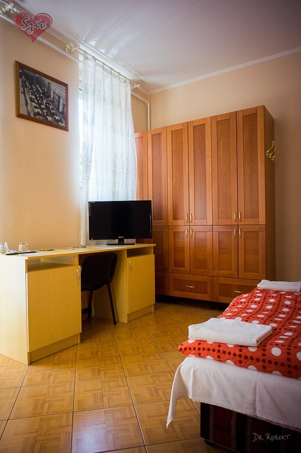Civis Szallashely Debrecen Exterior foto